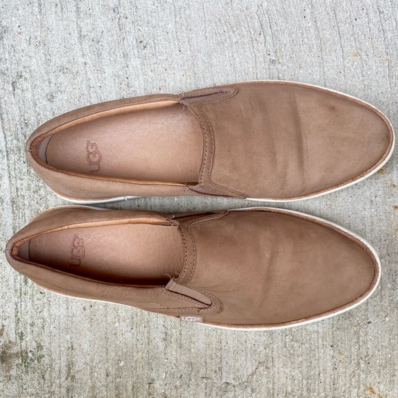 Suede Ugg slip on shoes - Picture 6 of 6